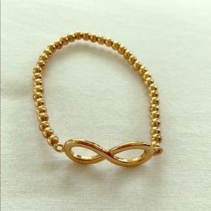 Gold Stretchy Infinity Pendant Bracelet